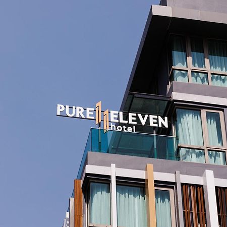 Pure Eleven Hotel Bangkok Makkasan Exterior photo